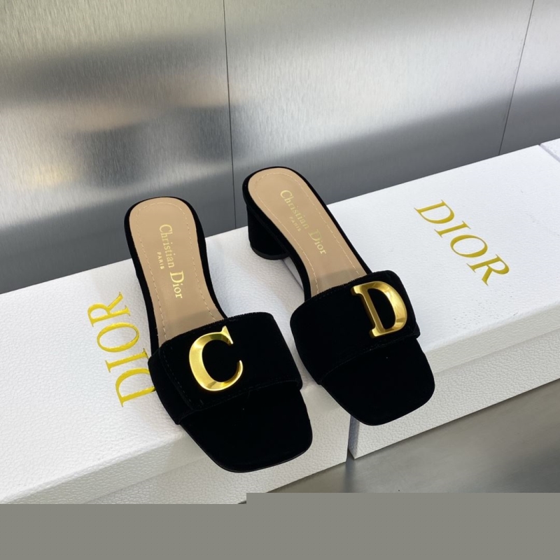 ch**an D*or slippers